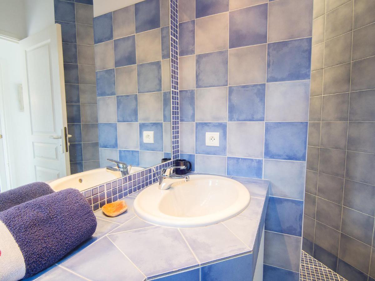 Apartment Riva Bella-3 By Interhome Cavalaire-sur-Mer Exteriör bild